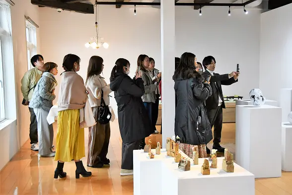 瀬戸市ショート動画セミナー講義の様子