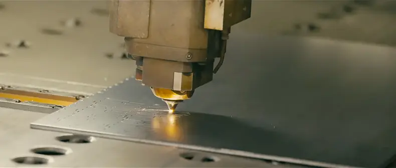 株式会社宝機材の動画作成シーン